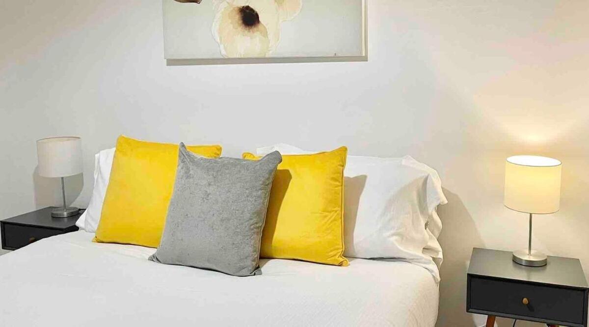 Great Home In Lovely Area With Parking, Sleeps 6 福克斯通 外观 照片